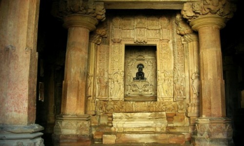 Zdjecie INDIE / Madhja Pradesh / Khajuraho / witynia Adinatha - sanktuarium