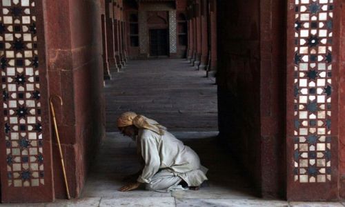 Zdjęcie INDIE / brak / OLD DELHI Meczet JAMI MASJID / Modlitwa