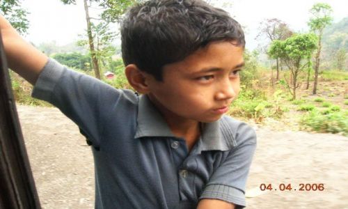 INDIE / Bengal Zachodni / Trasa Darjeeling - Siliguri / pasaer na gap