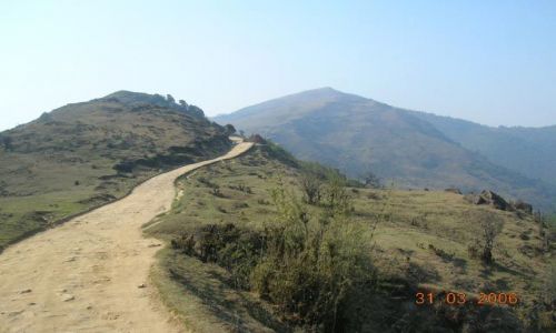 INDIE / Bengal Zachodni / trekking Sandakphu / na szlaku