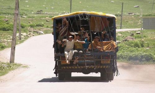 Zdjęcie INDIE / Jammu i Kaszmir / na drodze pomiędzy Kaszmirem a Doliną Ladakh / Do zobaczenia na szlaku!
