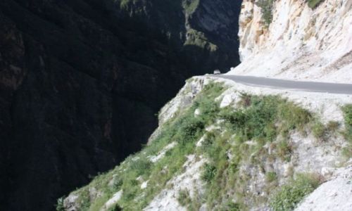Zdjecie INDIE / Uttarakhand - Himalaje Gahrwalu / Droga z Rishikesh do Joshimath / W stron Nanda Devi