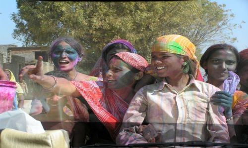 Zdjęcie INDIE / Rajastan / okolice  Ranthanbore / święto Holy