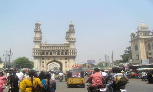 Zdjęcie INDIE / Andra Pradesh / Hydarabad / Charminar (czyli minaret z 4 wieżami)