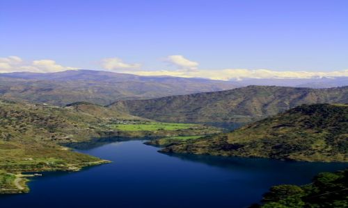 Zdjęcie INDIE / Chimachial Pradesh / Dalhoshe / droga z Himachial Pradesh do Jammu i Kashmiru