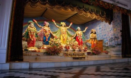 Zdjęcie INDIE / West Bengal / 150 km. od Kalkuty / Isklon Temple Maya Pur