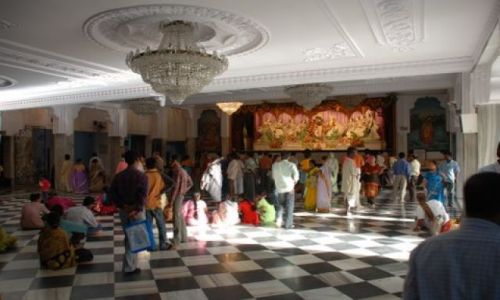 Zdjęcie INDIE / West Bengal / 150 km. od Kalkuty / Iskcon Temple Maya Pur