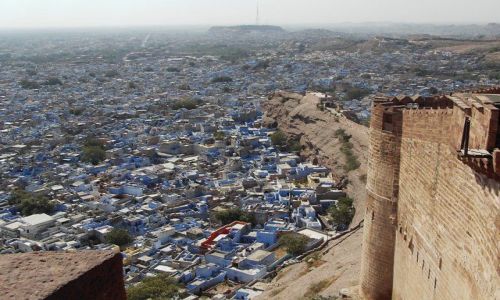 INDIE / Rajasthan / Jodhpur / fort w bkicie Jodhpuru