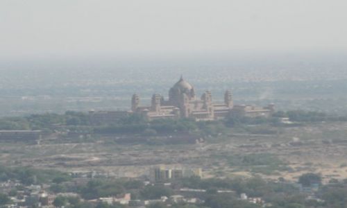 INDIE / Rajasthan / Jodhpur / widok na paac Umaid Bhawan