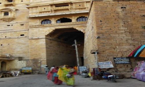 INDIE / Rajasthan / Jaisalmer - pustynia Thar / bajkowy fort
