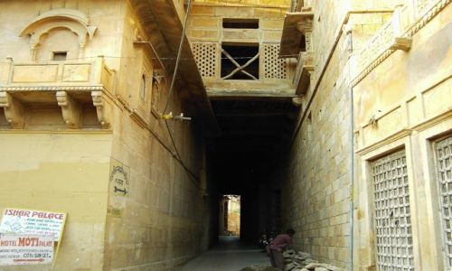INDIE / Rajasthan / Jaisalmer - pustynia Thar / bajkowy fort