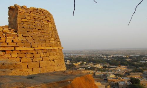 INDIE / Rajasthan / Jaisalmer - pustynia Thar / bajkowy fort
