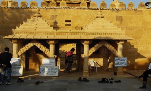 INDIE / Rajasthan / Jaisalmer - pustynia Thar / z cyklu witynie