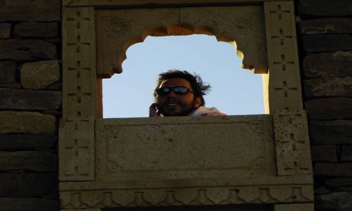INDIE / Rajasthan / Jaisalmer - pustynia Thar / czyby turysta?