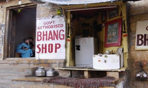 INDIE / Rajasthan / Jaisalmer - pustynia Thar / w centrum miasta....