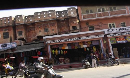 INDIE / Rajasthan / Jaipur / ruch uliczny