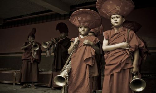 Zdjecie INDIE / Ladakh / Lamayuru / Modzi mnisi II