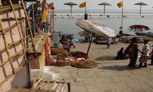 INDIE / Uttar Pradesh / Varanasi / Dasaswamedh