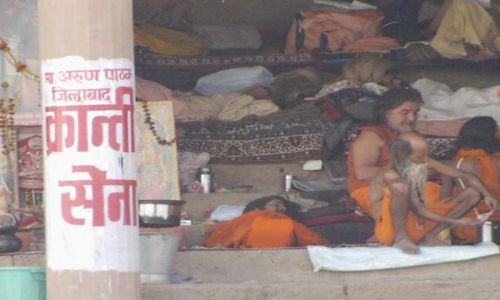 INDIE / Uttar Pradesh / Varanasi / asceci