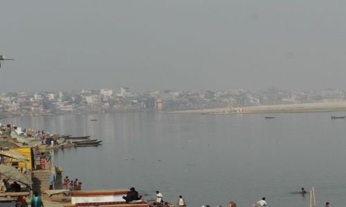 INDIE / Uttar Pradesh / Varanasi / widok na Ghaty