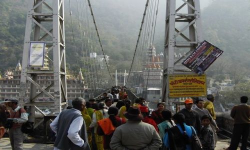 INDIE / Uttaranchal / Rishikesh / Lakshman Jhula