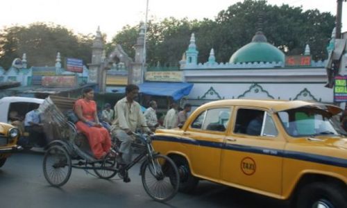 Zdjęcie INDIE / Kalkuta / Salt Lake City / Ruch uliczny w Kalkucie
