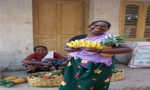 Zdjecie INDIE / Kerala / Kovalam / kto ma ochot na banana??