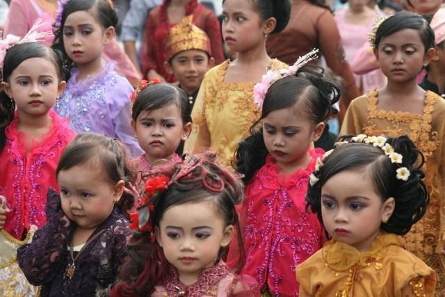 Zdjęcia: Lombok, Lombok, Orszak slubny, INDONEZJA Zdjęcia: Lombok, Lombok, Orszak slubny, INDONEZJA