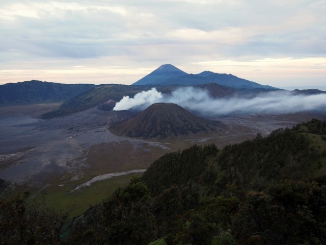 Zdj cia: Cemoro Lawang, Jawa, Bromo nigdy nie pi, INDONEZJA