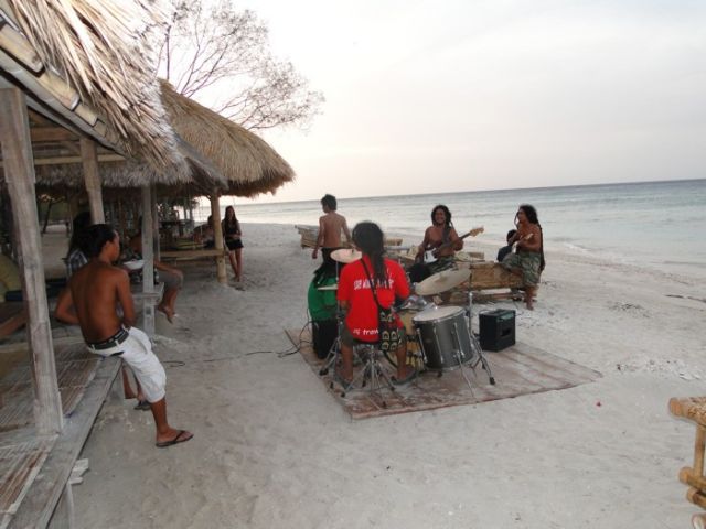 Zdjęcia: Gilli Trawangan, Gilli Trawangan, Reggae na plaży, INDONEZJA Zdjęcia: Gilli Trawangan, Gilli Trawangan, Reggae na plaży, INDONEZJA