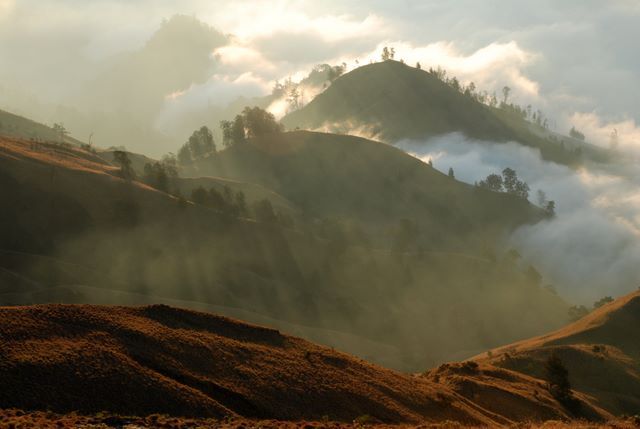 Zdjęcia: Rinjani , Lombok, Ze szczytu wulkanu rinjani , INDONEZJA Zdjęcia: Rinjani , Lombok, Ze szczytu wulkanu rinjani , INDONEZJA