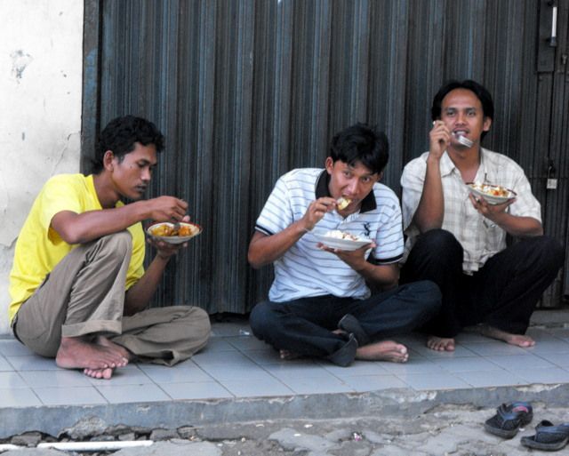 Zdjęcia: centrum, Jakarta, pora na lunch, INDONEZJA Zdjęcia: centrum, Jakarta, pora na lunch, INDONEZJA