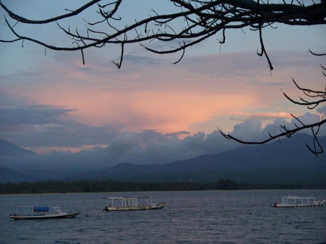 Zdjęcia: Gili Air, widok na Limbok, INDONEZJA Zdjęcia: Gili Air, widok na Limbok, INDONEZJA