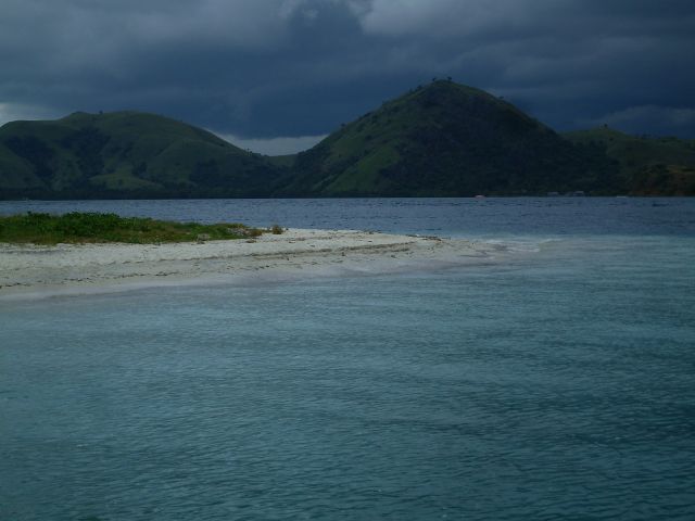 Zdjęcia: Labuanbajo, okolice, Flores, ... przed burzą ..., INDONEZJA Zdjęcia: Labuanbajo, okolice, Flores, ... przed burzą ..., INDONEZJA