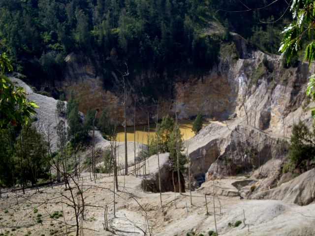 Zdjęcia: Bajawa, okolice, Flores, ... Wawo Muda, nowy wulkan, ur. 2001..., INDONEZJA Zdjęcia: Bajawa, okolice, Flores, ... Wawo Muda, nowy wulkan, ur. 2001..., INDONEZJA
