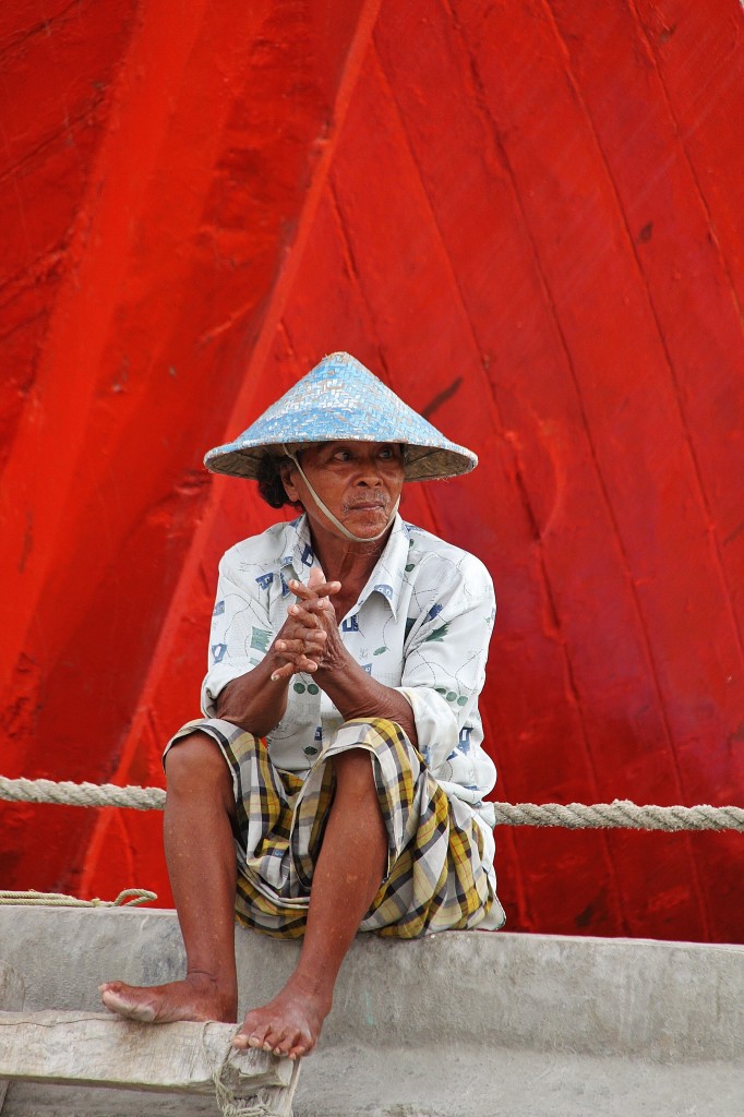 Zdjęcia: Jakarta Port Sunda Kelapa, Jawa , Czekając na..., INDONEZJA Zdjęcia: Jakarta Port Sunda Kelapa, Jawa , Czekając na..., INDONEZJA