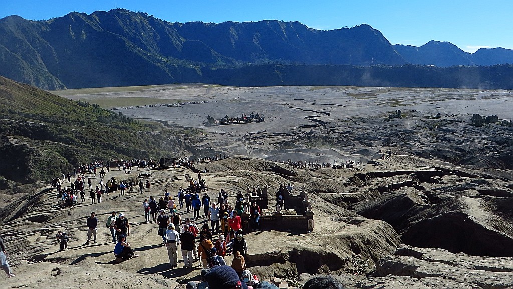 Zdjęcia: kaldera Tengger, Jawa, widok na kalderę z wulkanu Bromo, INDONEZJA Zdjęcia: kaldera Tengger, Jawa, widok na kalderę z wulkanu Bromo, INDONEZJA