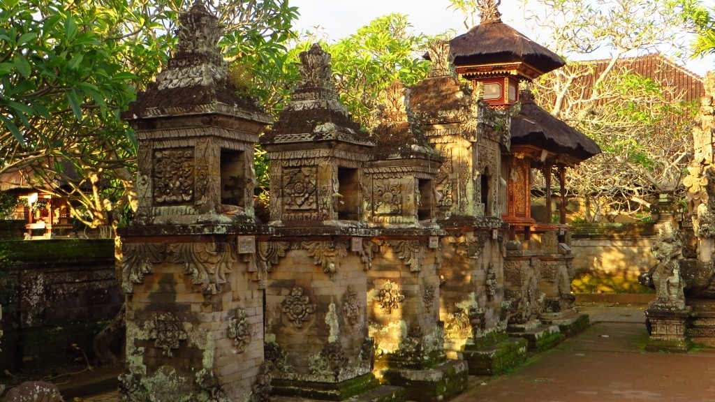 Zdjęcia: gdzieś na wyspie, Bali, Pura Batuan, INDONEZJA Zdjęcia: gdzieś na wyspie, Bali, Pura Batuan, INDONEZJA