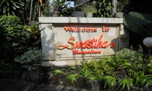 Zdjecie INDONEZJA / - / Bali  Hotel pod znakiem swastyki / Indonezja
