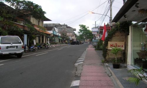 INDONEZJA / Bali / Ubud / Ulica u Ubud