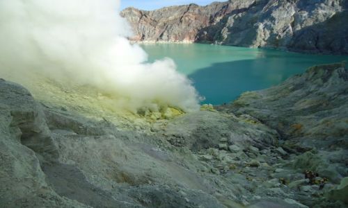 Zdjecie INDONEZJA / Jawa / Kawah Ijen / Etos pracy
