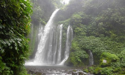 Zdjecie INDONEZJA / Lombok / Senaru / Wodospad Tiu Kelep