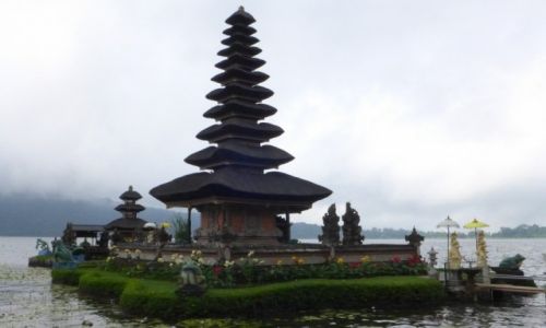 Zdjcie INDONEZJA / Bali / Jezioro Bratan / Pura Ulun Danau Bratan