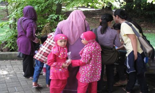 Zdjęcie INDONEZJA / Park Narodowy / Bogor / Dzieci