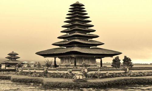 Zdjcie INDONEZJA / Okolice Bedugul / Pura Ulun Danu Bratan / Pura Ulun Danu Bratan