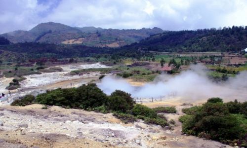 Zdjecie INDONEZJA / Jawa / Plateau Dieng / Kawah Sikidang crater