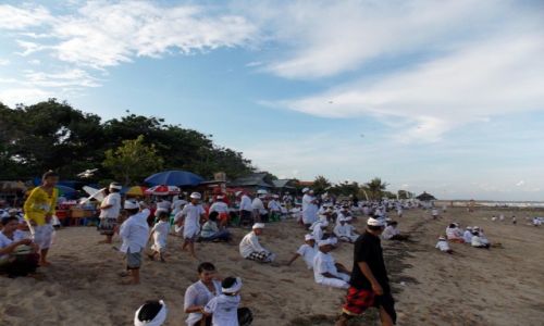 Zdjecie INDONEZJA / - / Nusa Dua / wito na play przy wityni obok hotelu