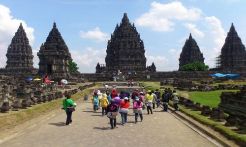 INDONEZJA / Jawa / Prambanan / Wiecznie toczny Prambanan