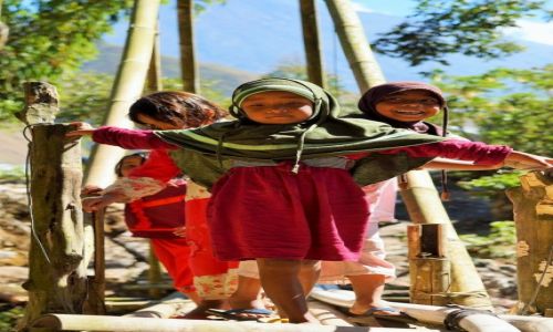 Zdjęcie INDONEZJA / Lombok / Tetebatu / Na moście