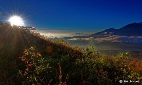 Zdjcie INDONEZJA / Bali / Wulkan Batur / Wschd soca